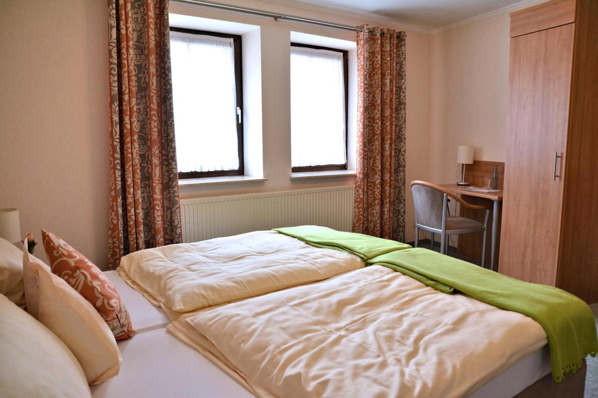 Rosenhotel Scherer Schiffweiler Zewnętrze zdjęcie