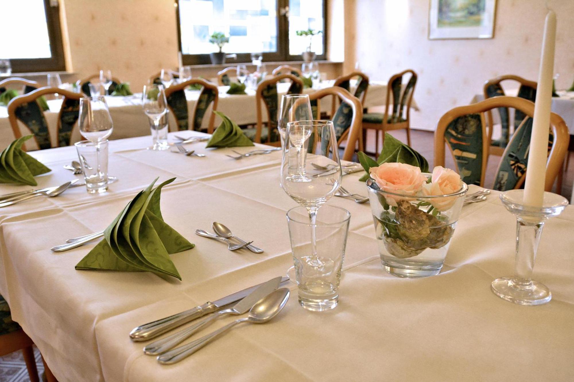 Rosenhotel Scherer Schiffweiler Zewnętrze zdjęcie